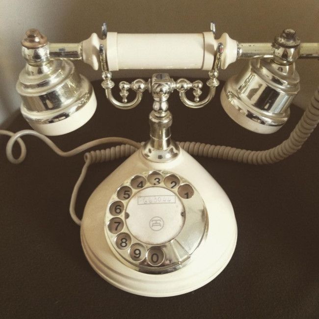 Telefono Vintage telephone TELART avorio